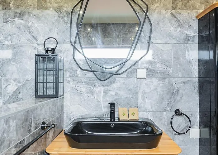 מלון Lecardo אהלוי