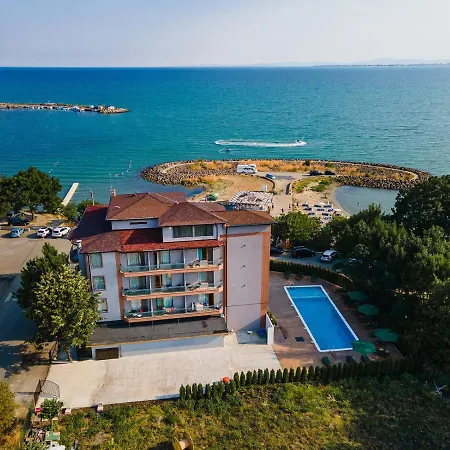 Lecardo Hotel * Aheloy